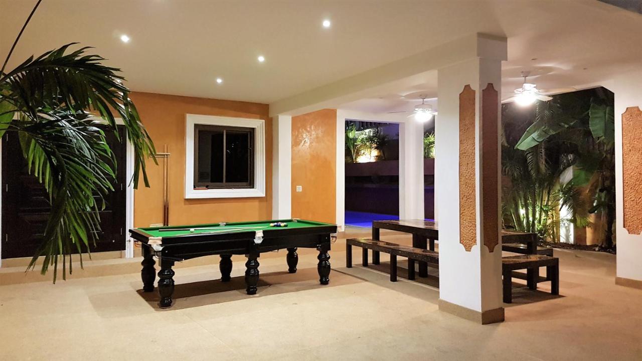 Hideland Luxury Pool Villa Pattaya Walking Street 5 Bedrooms エクステリア 写真